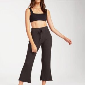 Billabong Black Cropped Pants